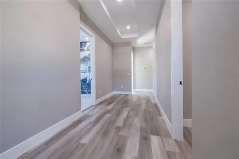 4006 W La Salle Street Tampa FL 33607