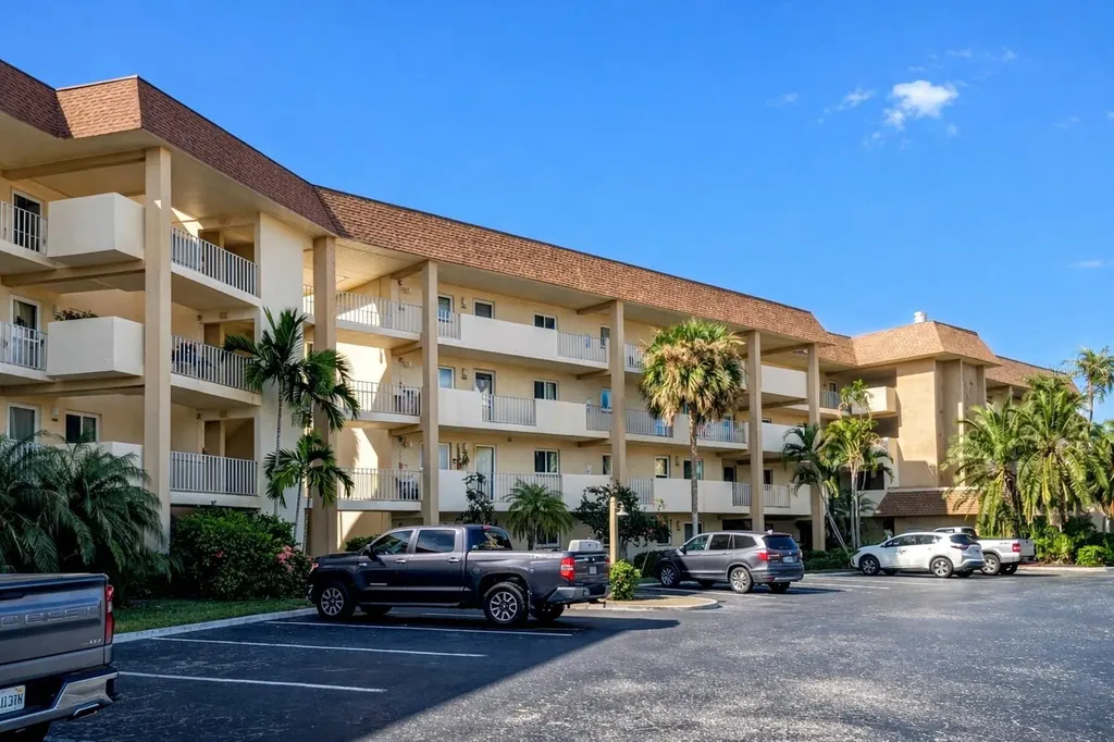 4309 Mariner Way Fort Myers FL 33919