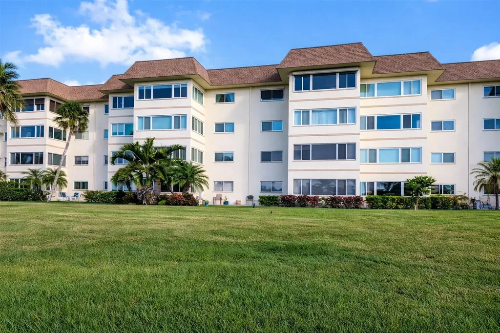 4309 Mariner Way Fort Myers FL 33919