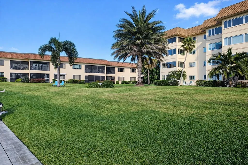 4309 Mariner Way Fort Myers FL 33919