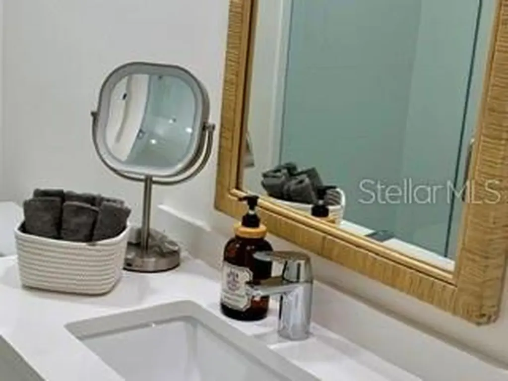 540 Neptune Avenue Longboat Key FL 34228