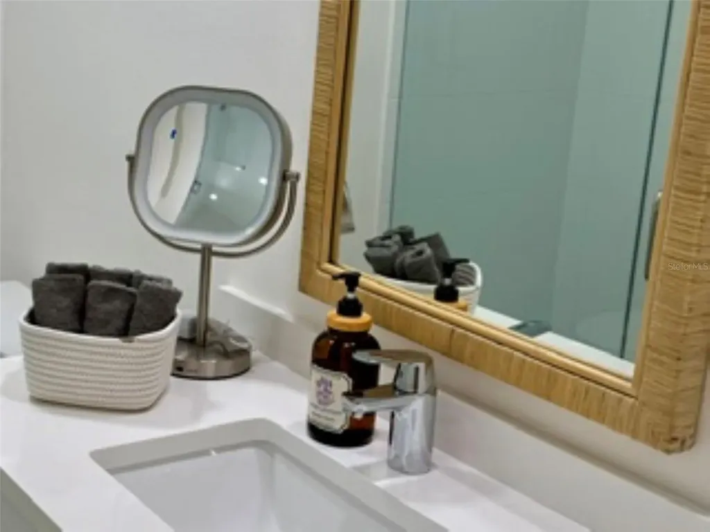 540 Neptune Avenue Longboat Key FL 34228