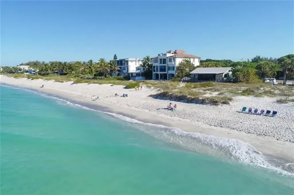 540 Neptune Avenue Longboat Key FL 34228