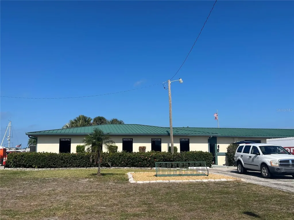 1213 31st Avenue W Palmetto FL 34221