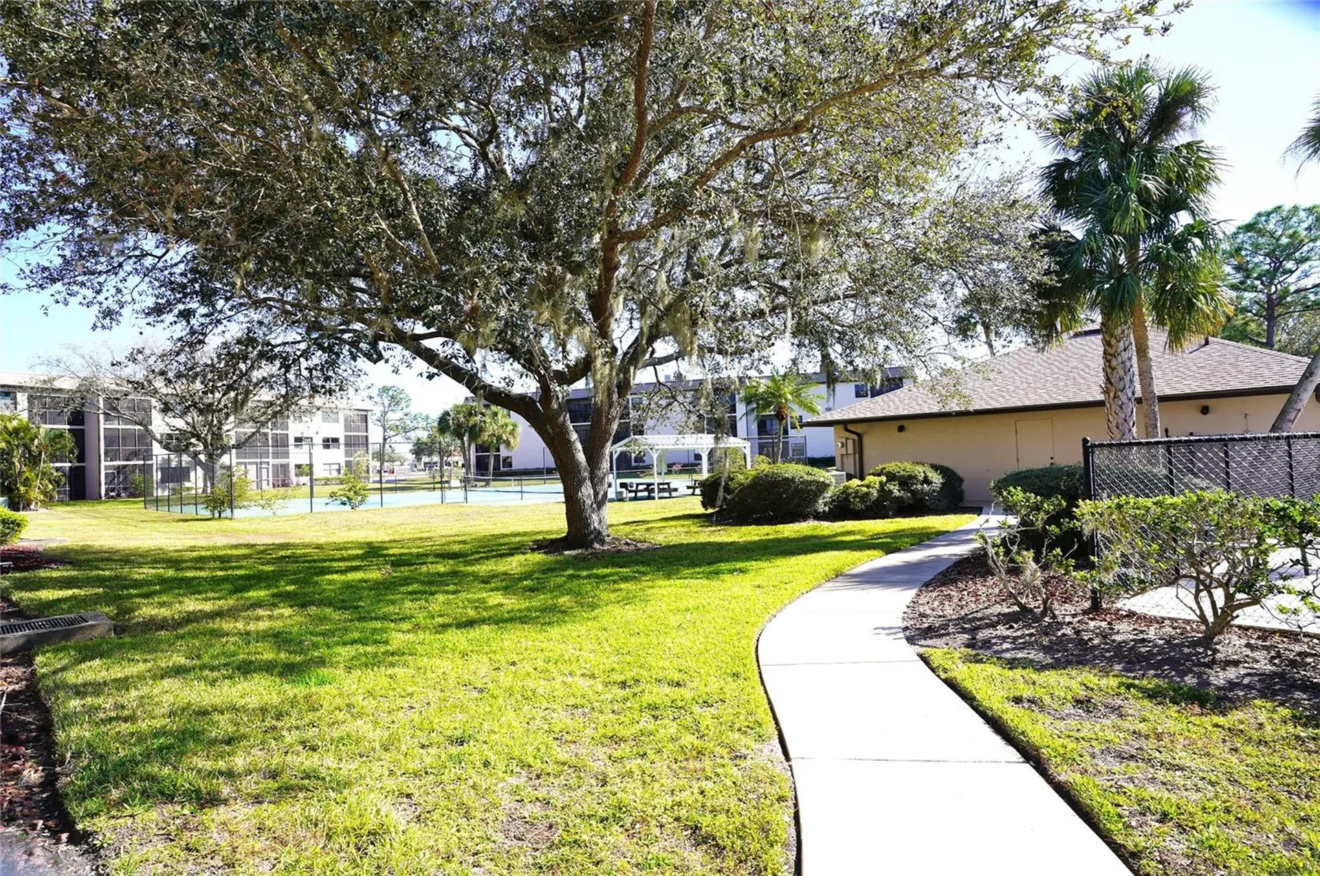 1999 Kings Highway Punta Gorda FL 33980