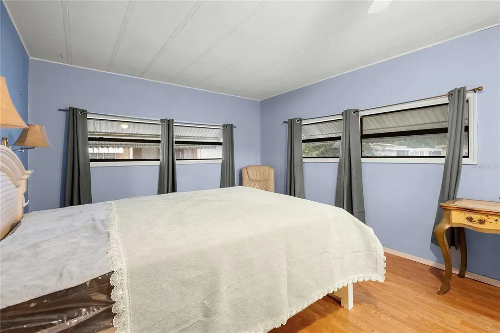 37136 8th Avenue Zephyrhills FL 33542