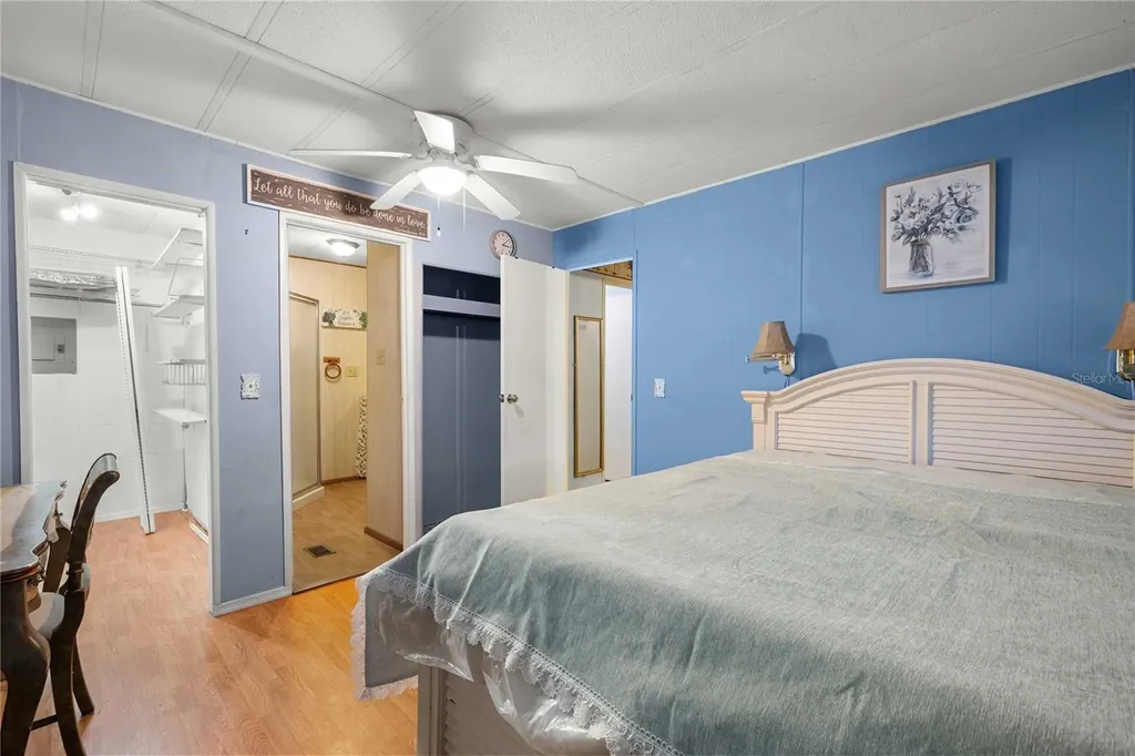 37136 8th Avenue Zephyrhills FL 33542