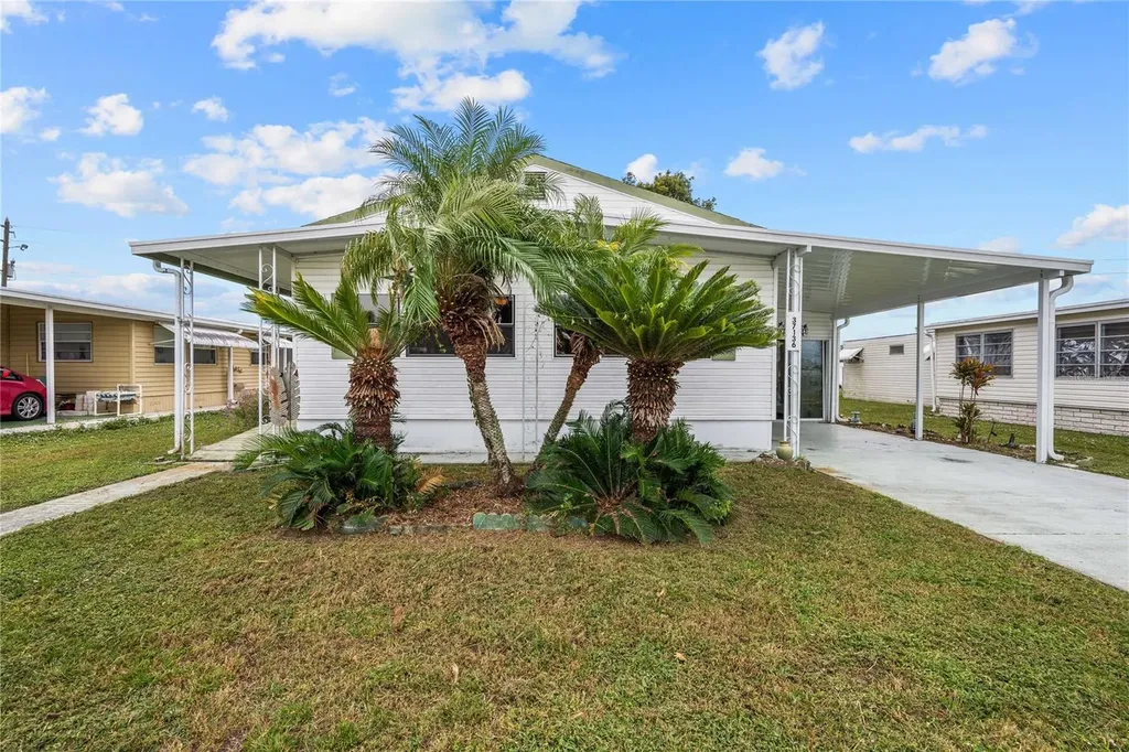 37136 8th Avenue Zephyrhills FL 33542