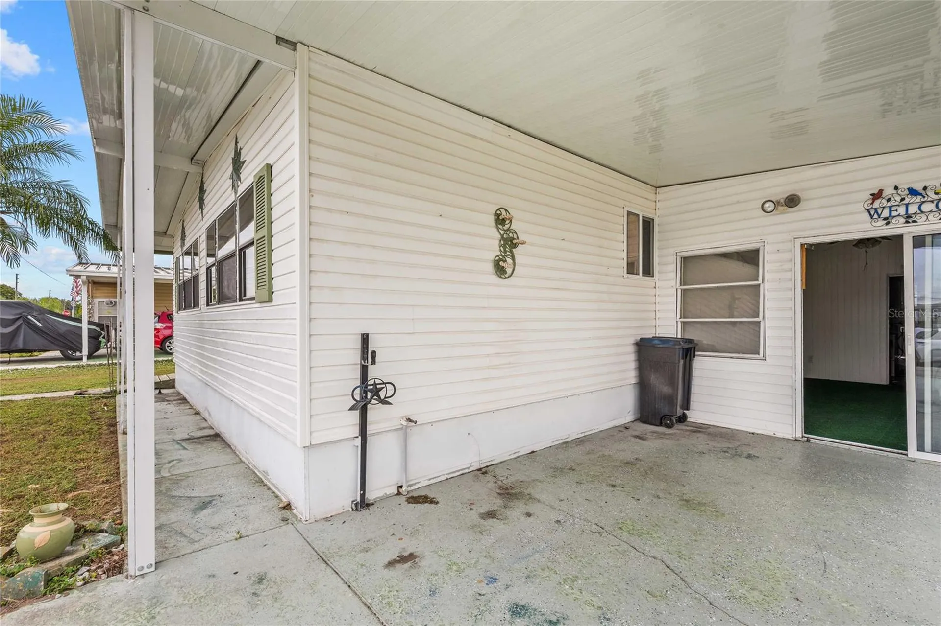 37136 8th Avenue Zephyrhills FL 33542