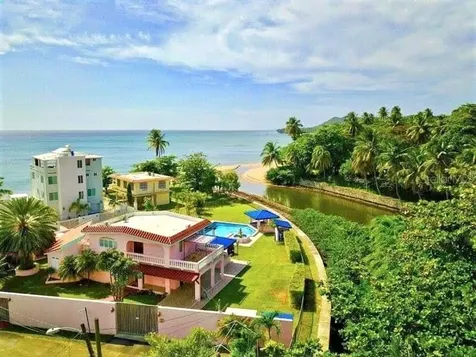23 Casa Canal Rincon PR 00677