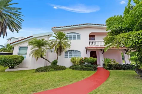 23 Casa Canal Rincon PR 00677