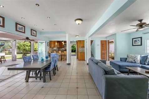 23 Casa Canal Rincon PR 00677