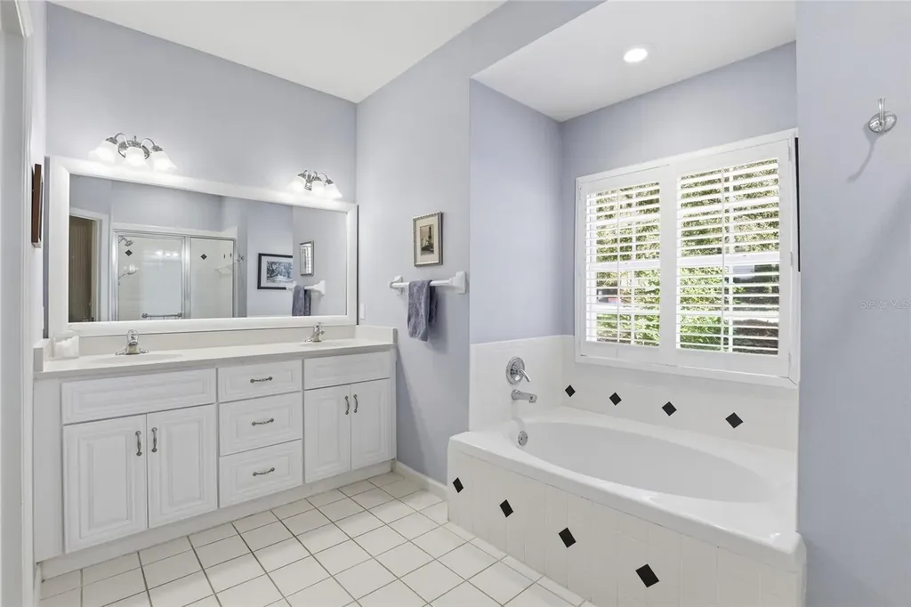 7708 NW 51st Drive Gainesville FL 32653