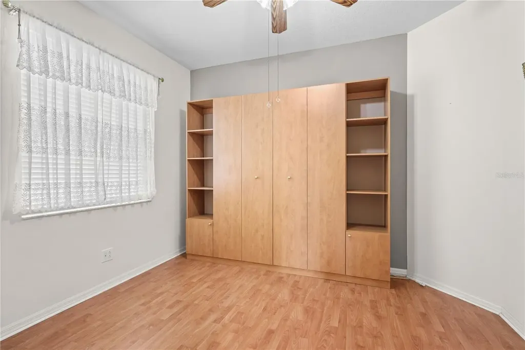 5724 43rd Court E Bradenton FL 34203