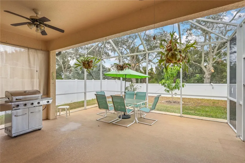5724 43rd Court E Bradenton FL 34203