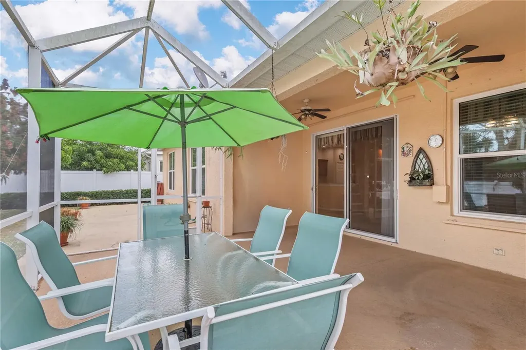 5724 43rd Court E Bradenton FL 34203