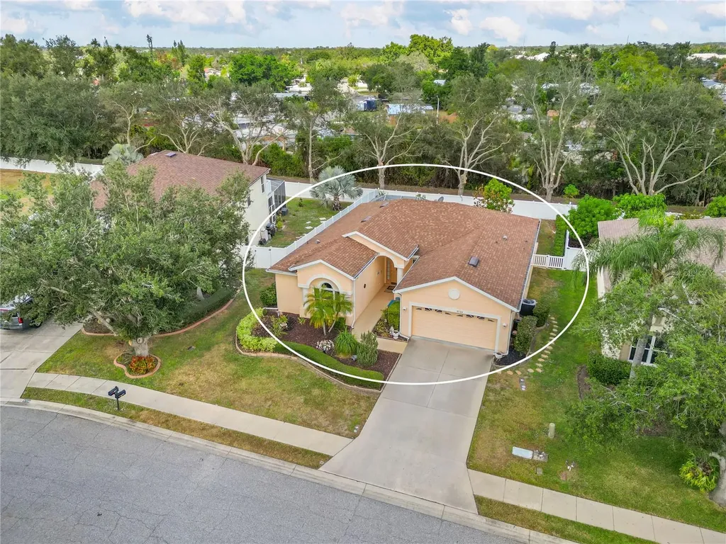 5724 43rd Court E Bradenton FL 34203
