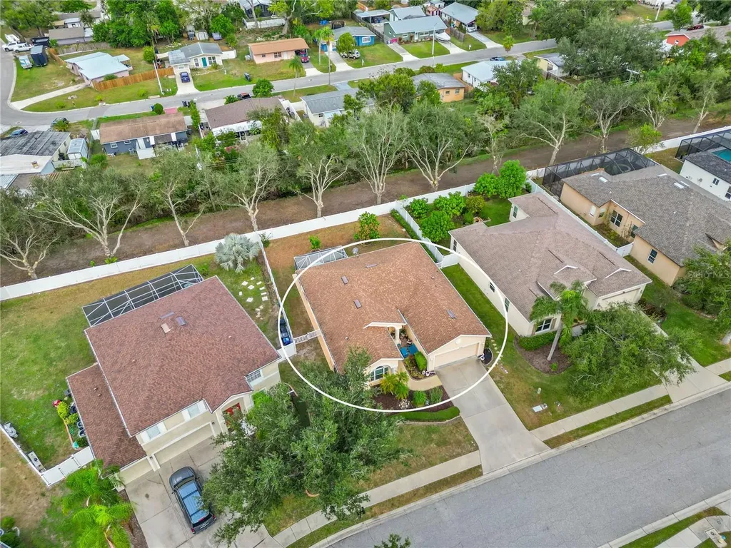 5724 43rd Court E Bradenton FL 34203