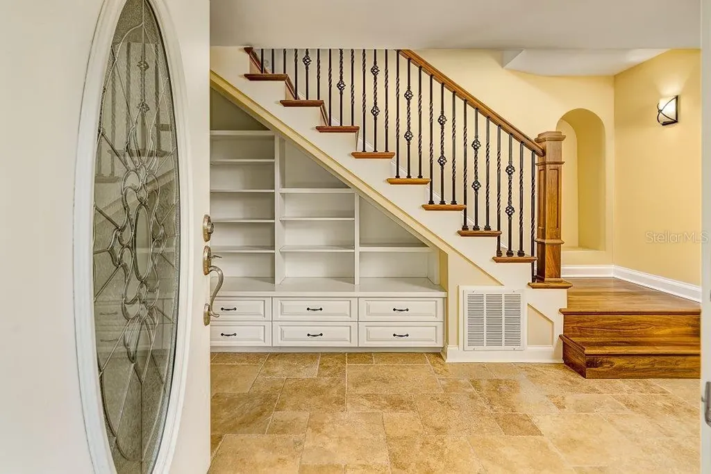 5512 Avenida Del Mare Sarasota FL 34242