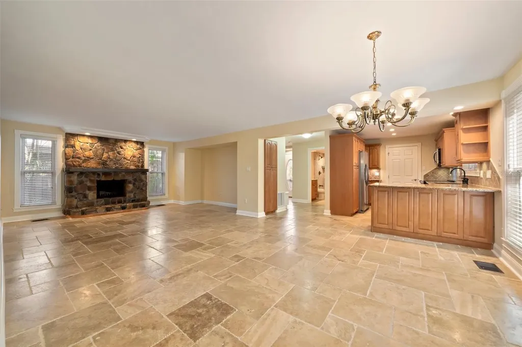 5512 Avenida Del Mare Sarasota FL 34242