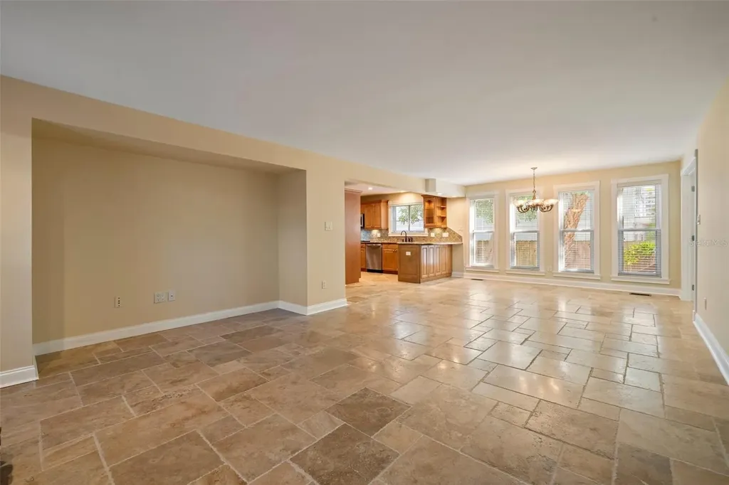 5512 Avenida Del Mare Sarasota FL 34242
