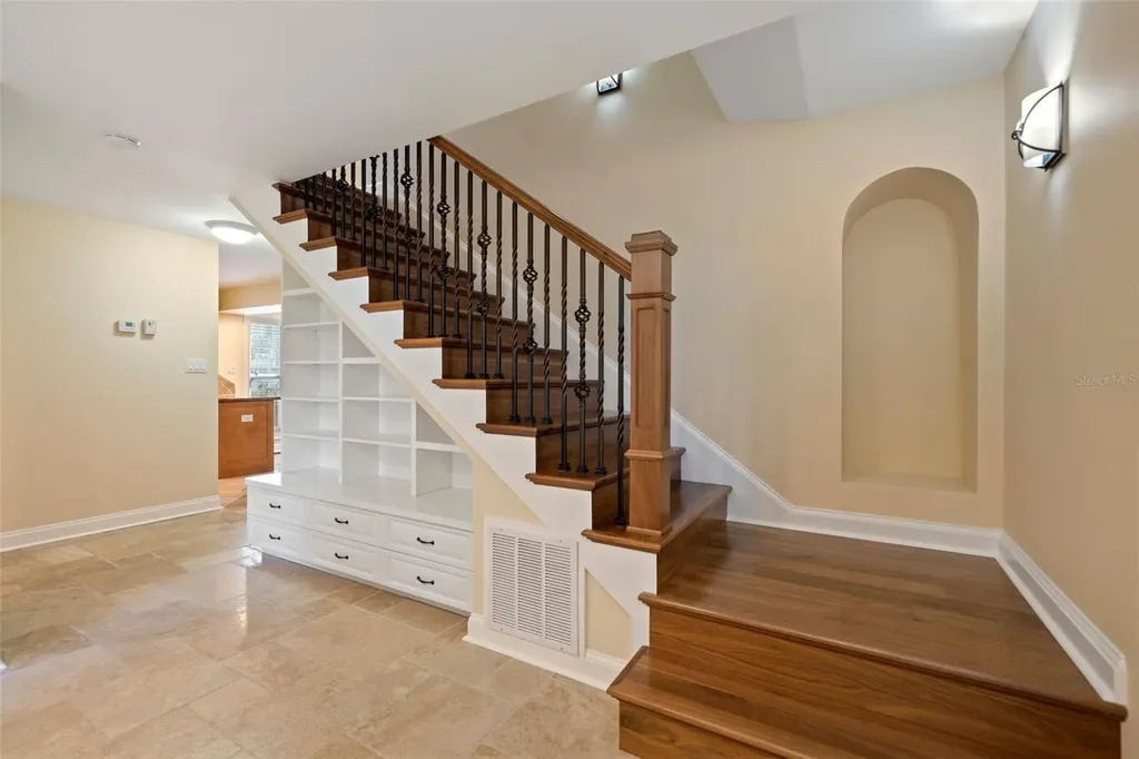5512 Avenida Del Mare Sarasota FL 34242