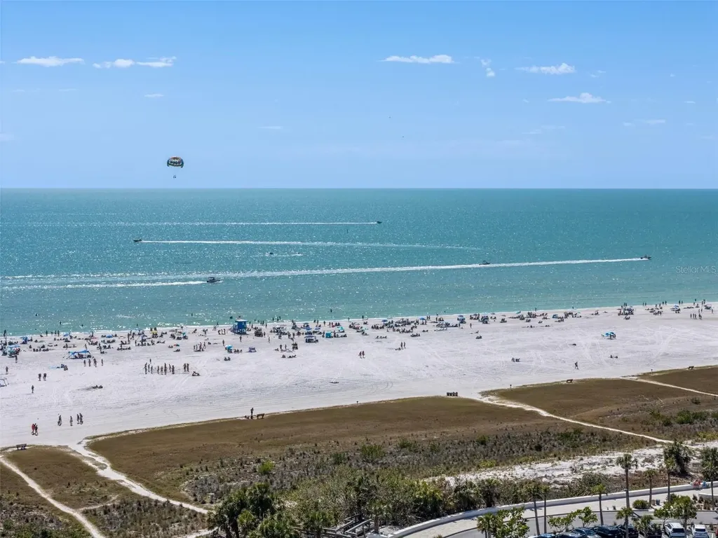 5512 Avenida Del Mare Sarasota FL 34242