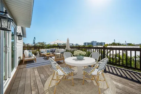 5512 Avenida Del Mare Sarasota FL 34242