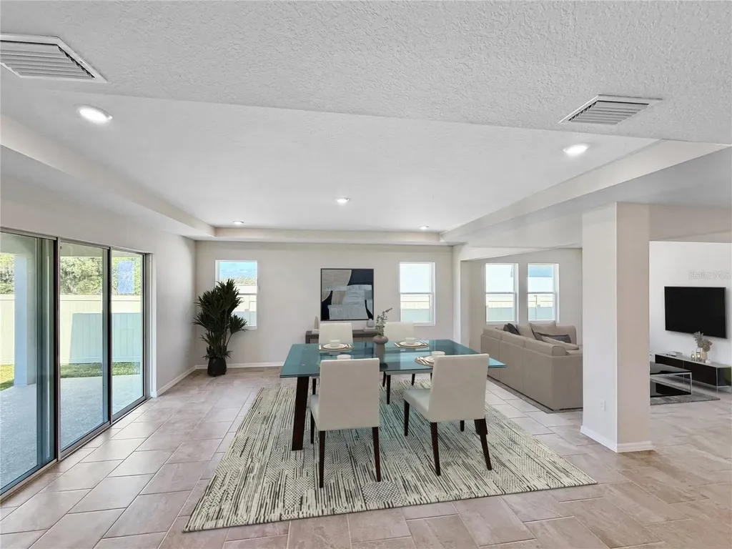 10471 Bridgegate Heights Loop San Antonio FL 33576