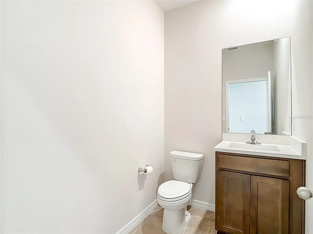 10471 Bridgegate Heights Loop San Antonio FL 33576
