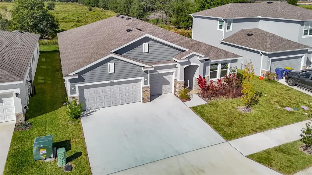 10471 Bridgegate Heights Loop San Antonio FL 33576