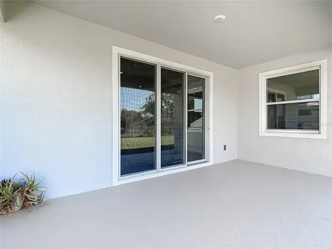 10471 Bridgegate Heights Loop San Antonio FL 33576