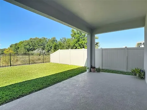 10471 Bridgegate Heights Loop San Antonio FL 33576