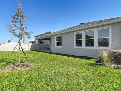 10471 Bridgegate Heights Loop San Antonio FL 33576
