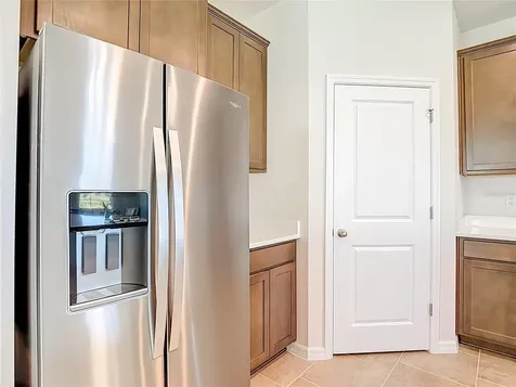 10471 Bridgegate Heights Loop San Antonio FL 33576