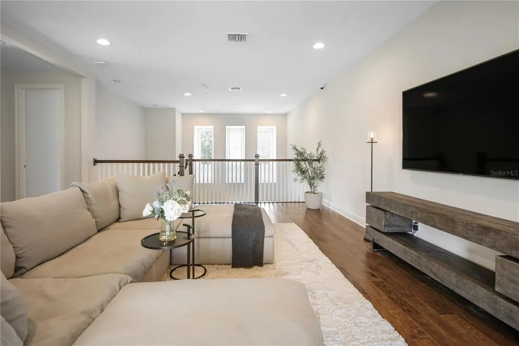 10732 Mobberley Circle Orlando FL 32832