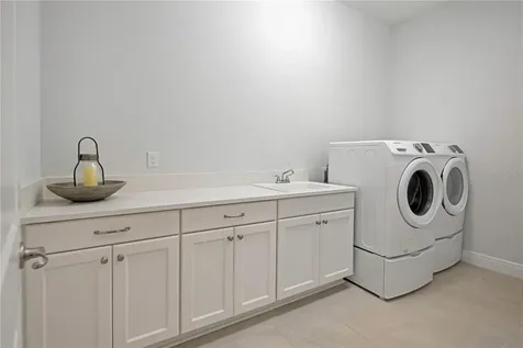 10732 Mobberley Circle Orlando FL 32832
