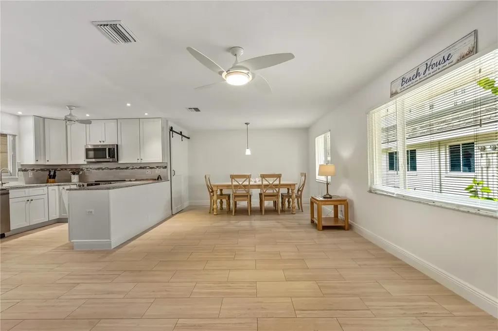 1900 Benjamin Franklin Drive Sarasota FL 34236