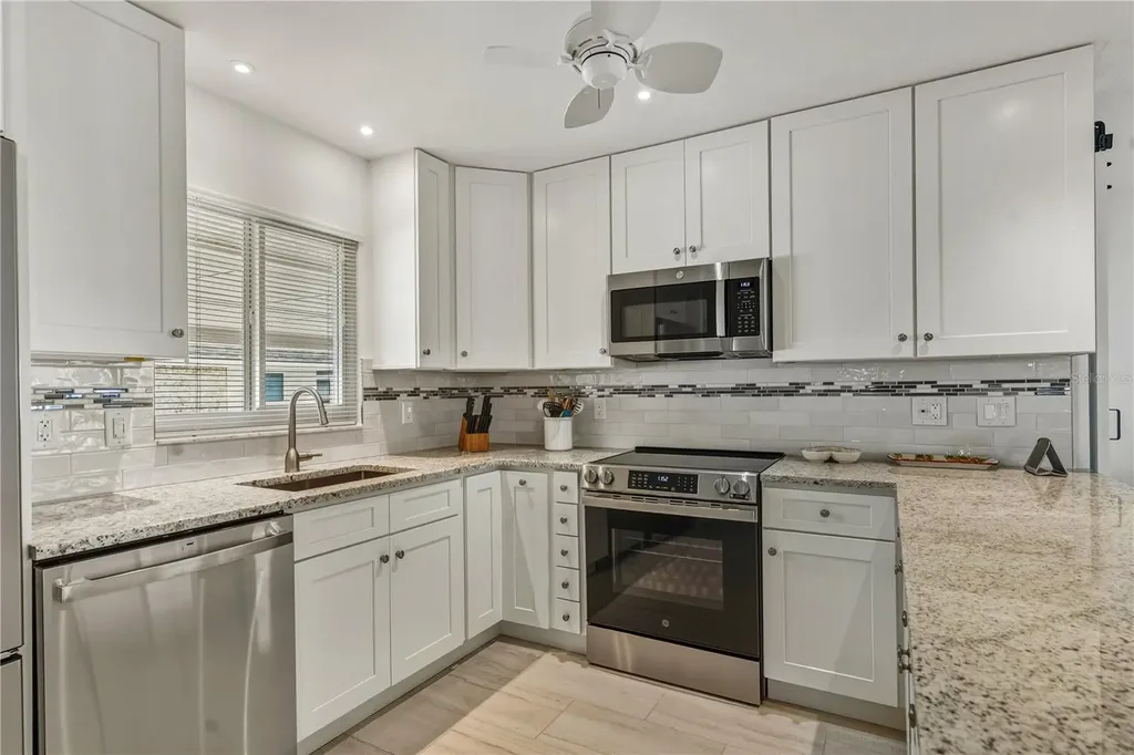 1900 Benjamin Franklin Drive Sarasota FL 34236