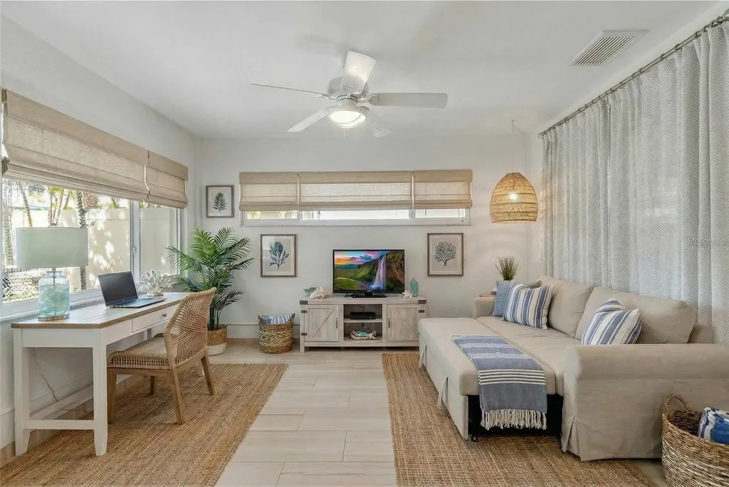 1900 Benjamin Franklin Drive Sarasota FL 34236