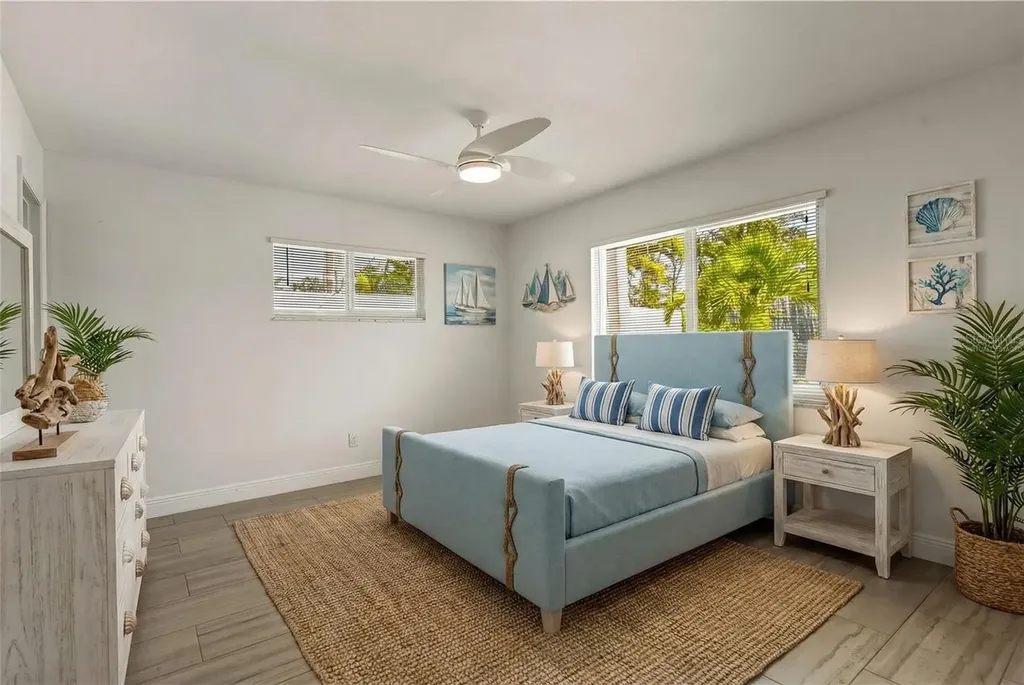 1900 Benjamin Franklin Drive Sarasota FL 34236