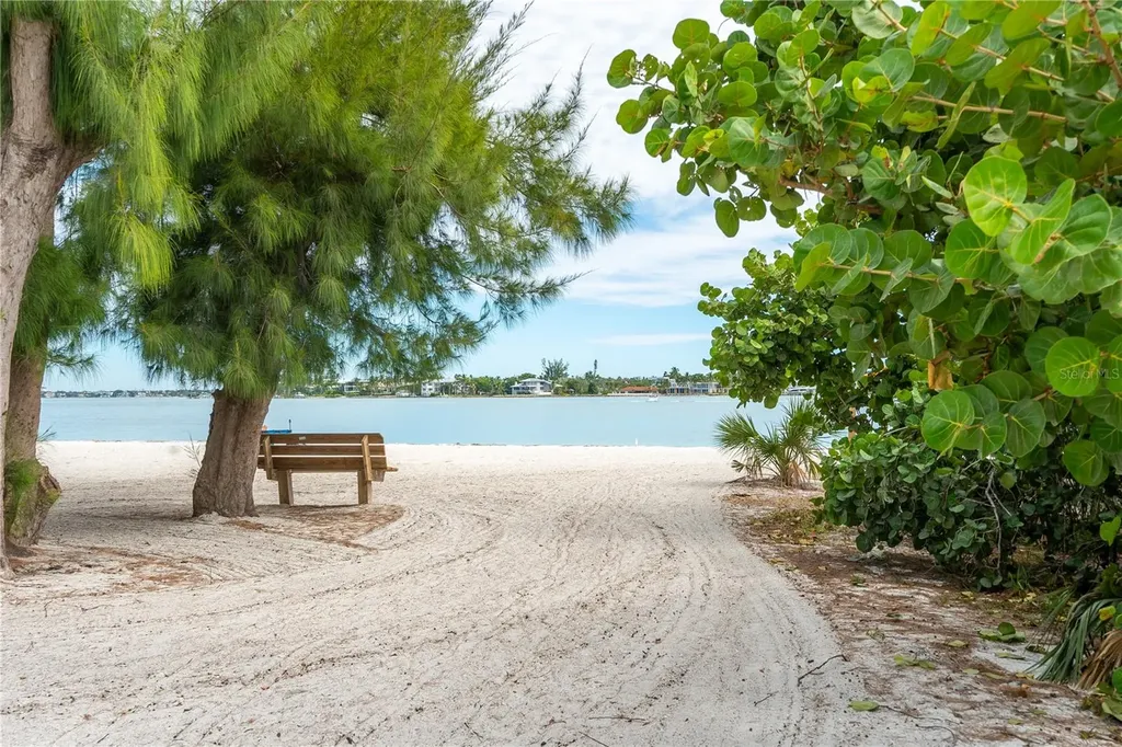 1900 Benjamin Franklin Drive Sarasota FL 34236