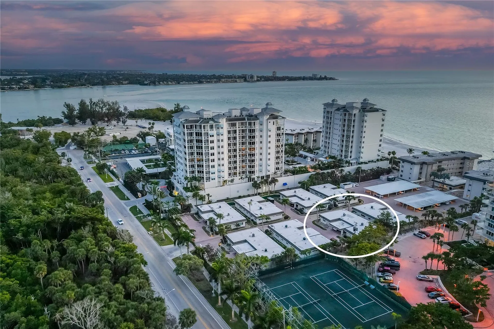 Sarasota FL, 1900 Benjamin Franklin Drive, Unit V12