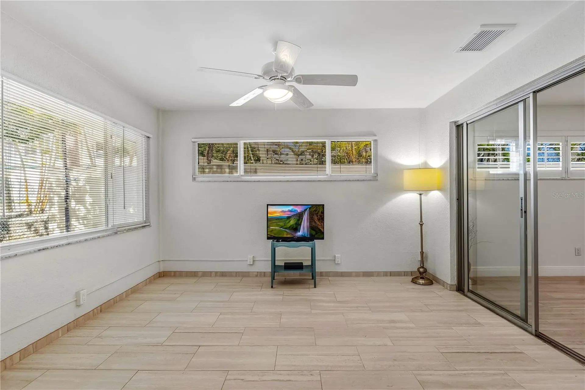 1900 Benjamin Franklin Drive Sarasota FL 34236