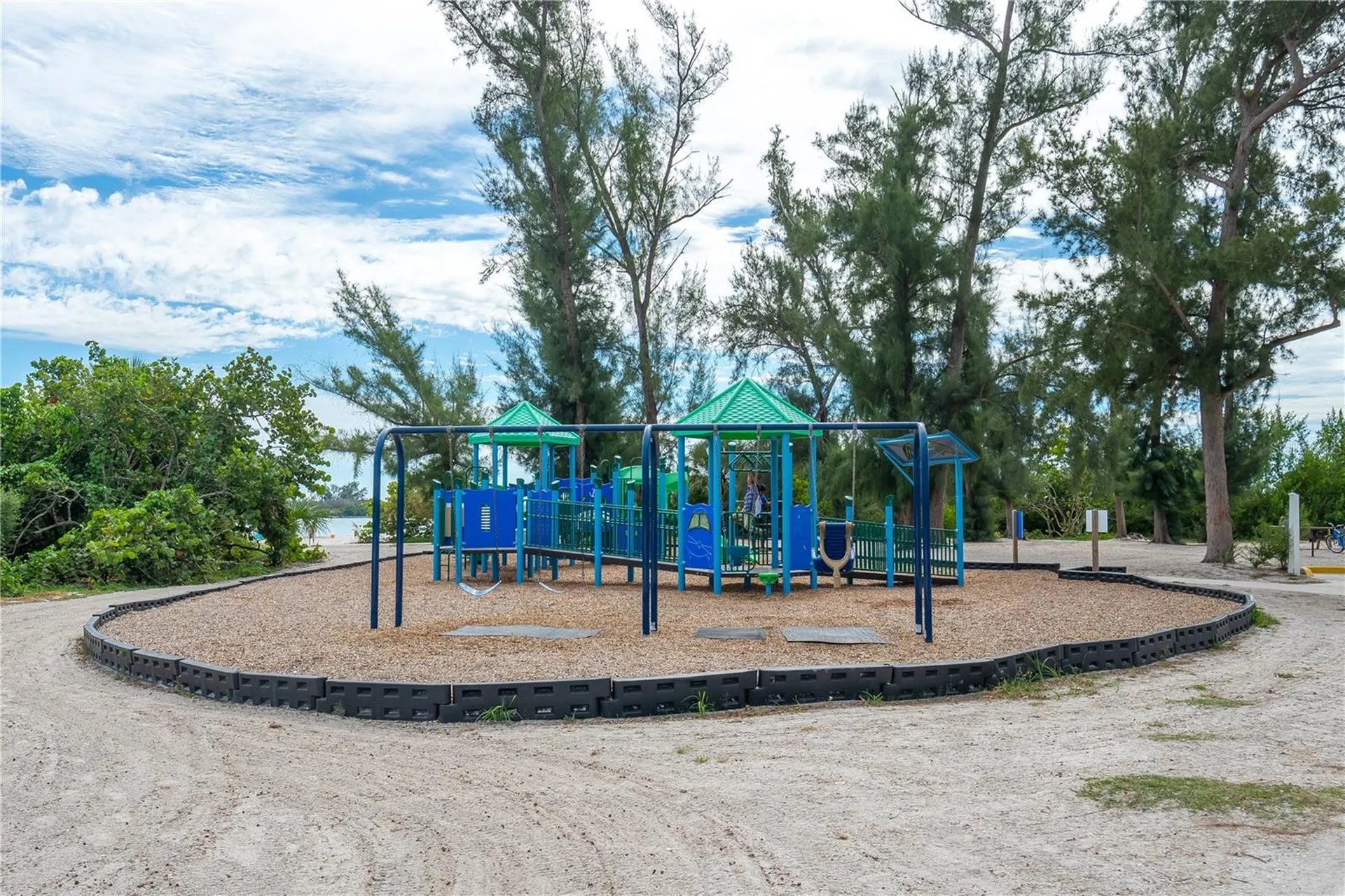 1900 Benjamin Franklin Drive Sarasota FL 34236