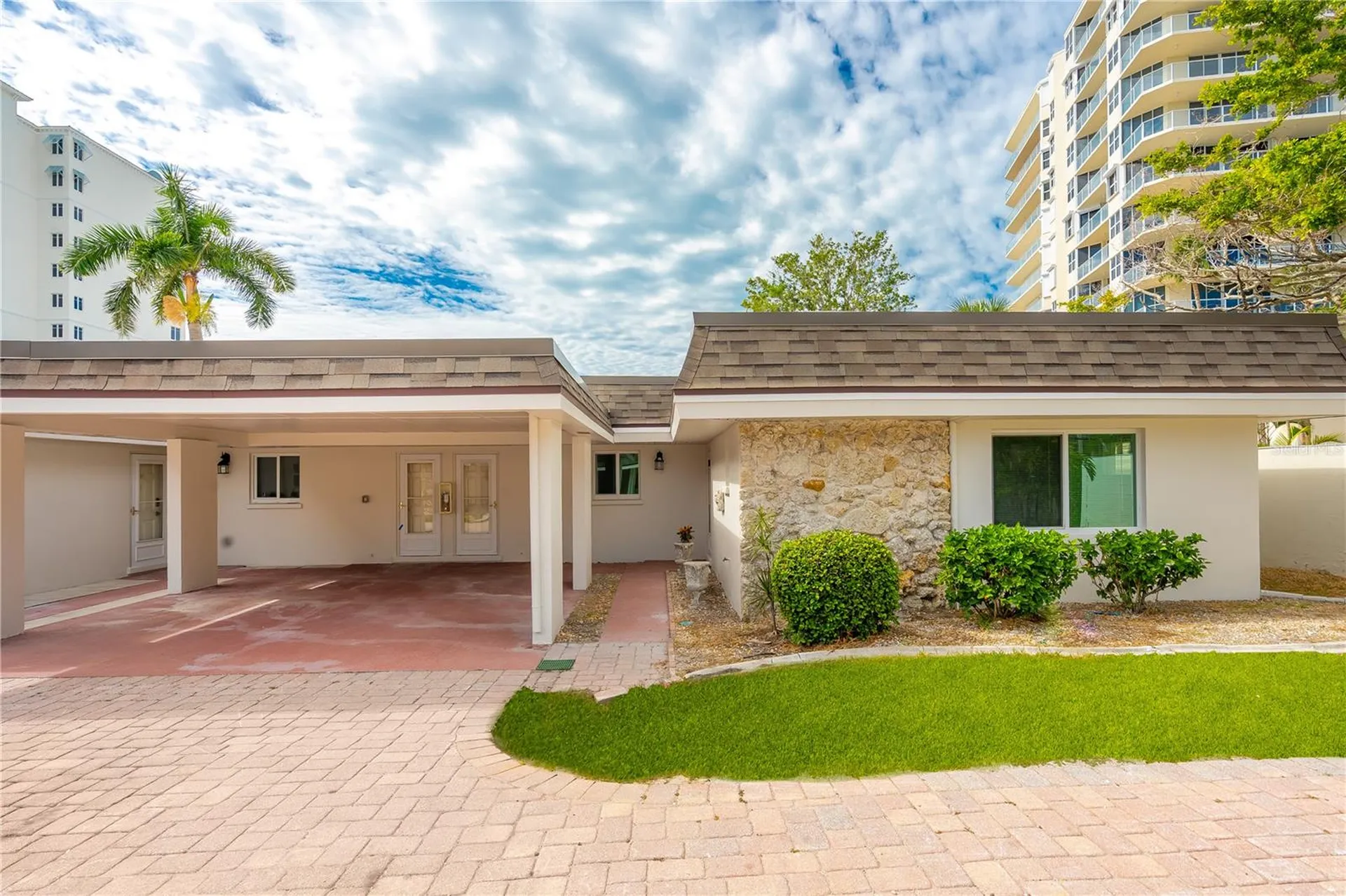 1900 Benjamin Franklin Drive Sarasota FL 34236