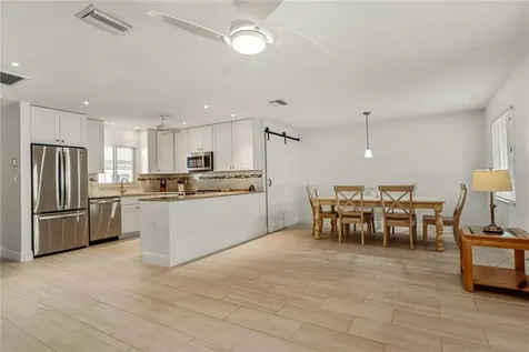 1900 Benjamin Franklin Drive Sarasota FL 34236