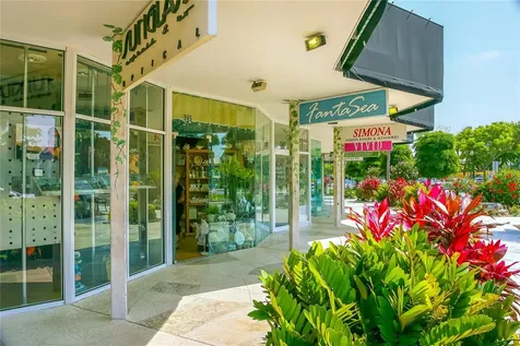 1900 Benjamin Franklin Drive Sarasota FL 34236