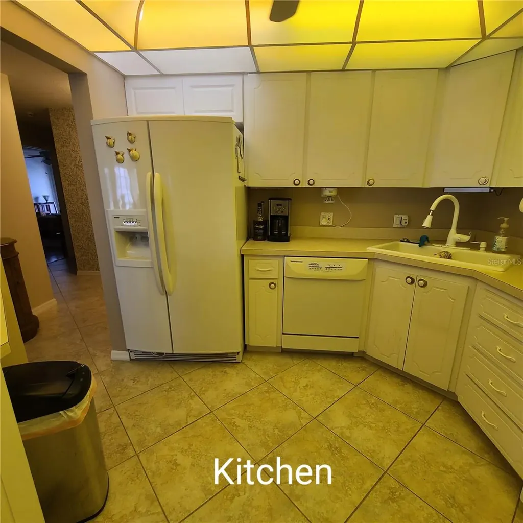220 Buttonwood Circle Seminole FL 33777