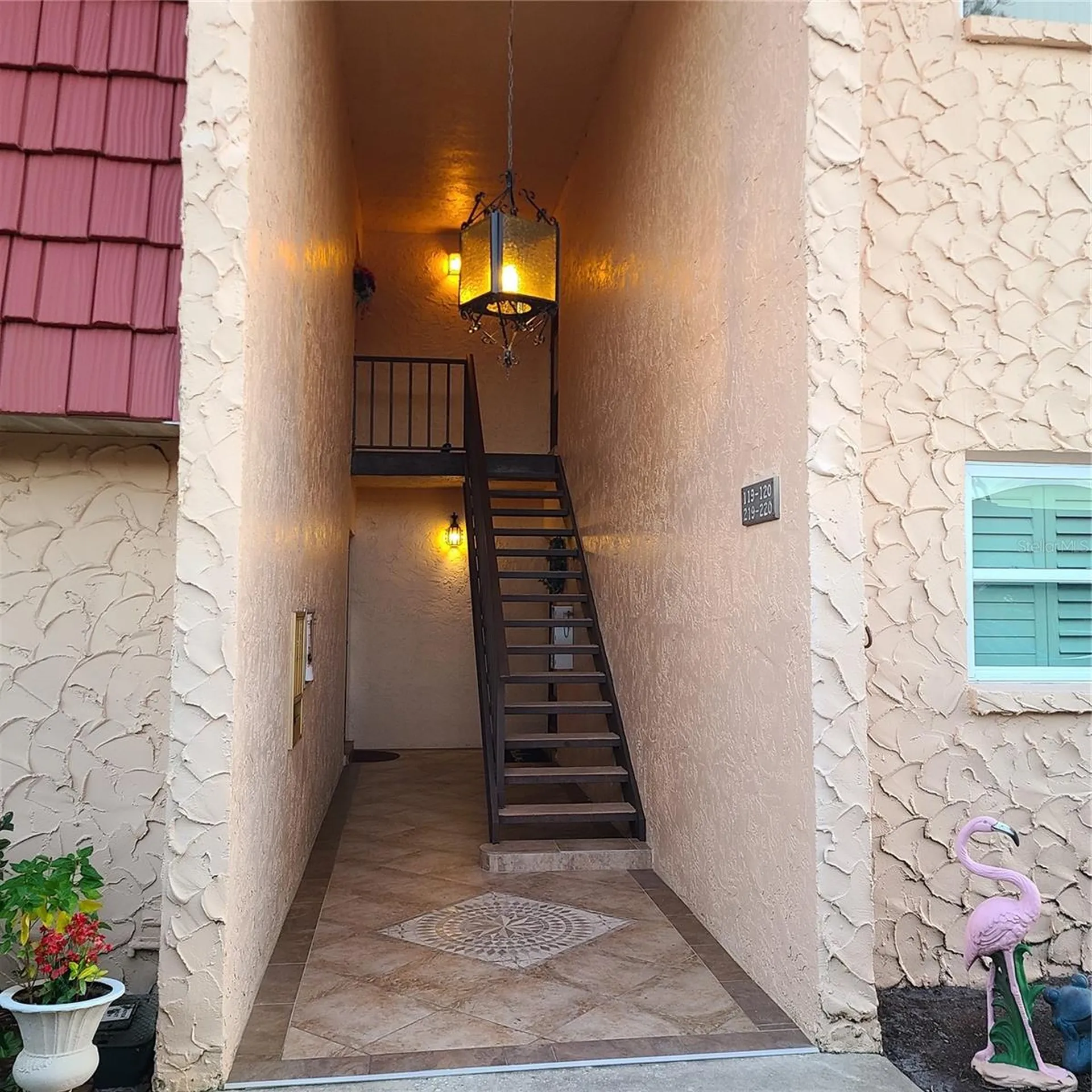 220 Buttonwood Circle Seminole FL 33777
